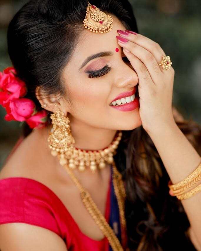 പാടാത്ത പൈങ്കിളി...പൊളി ലുക്കിലാണല്ലോ; മനീഷയുടെ ഫോട്ടോഷൂട്ട് ഏറ്റെടുത്ത് ആരാധകര്‍