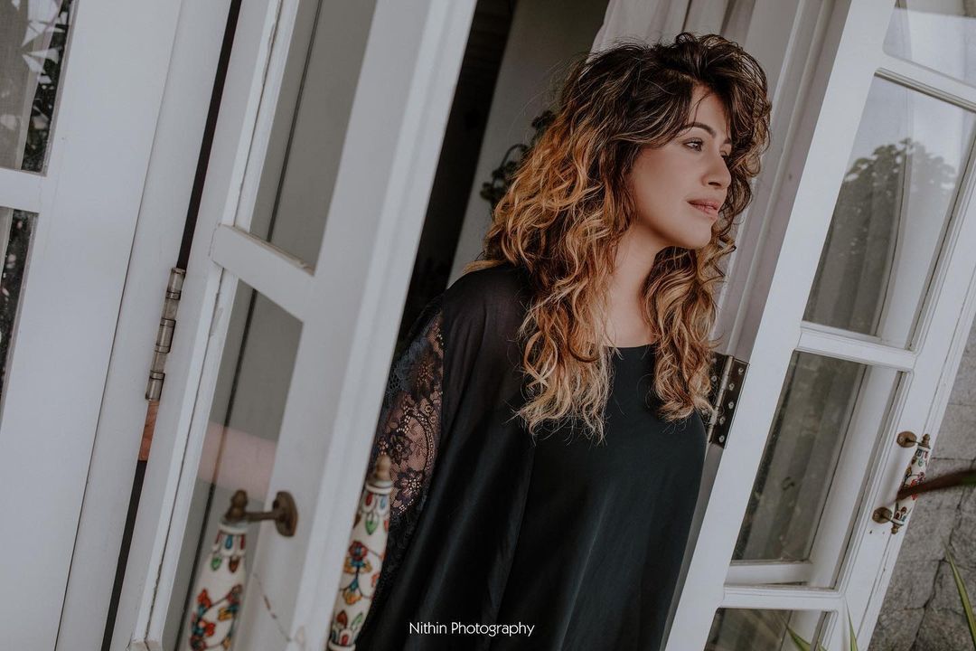 'ഇങ്ങനെയാണ് വീട്ടിൽ നടക്കുന്നത്...' ചിരിപ്പിച്ച് രഞ്ജിനി ഹരിദാസ്, ചിത്രങ്ങൾ