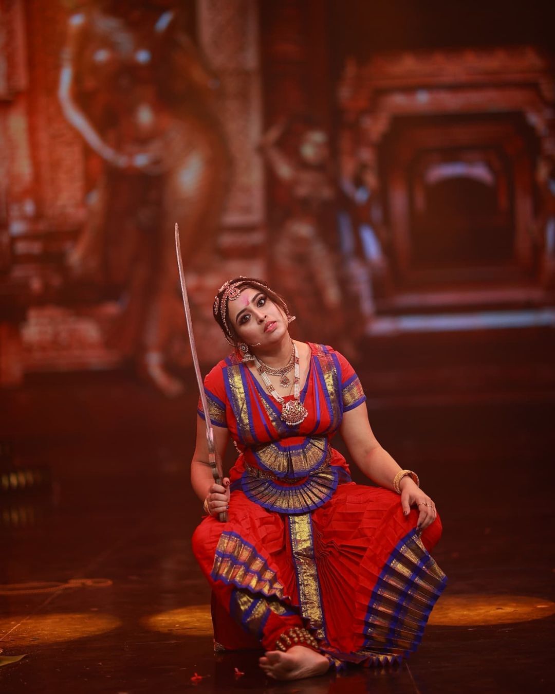 നാഗവല്ലി വേര്‍ഷന്‍ 2; സീരിയല്‍ താരം ഐശ്വര്യയുടെ ഫോട്ടോഷൂട്ട് വൈറല്‍