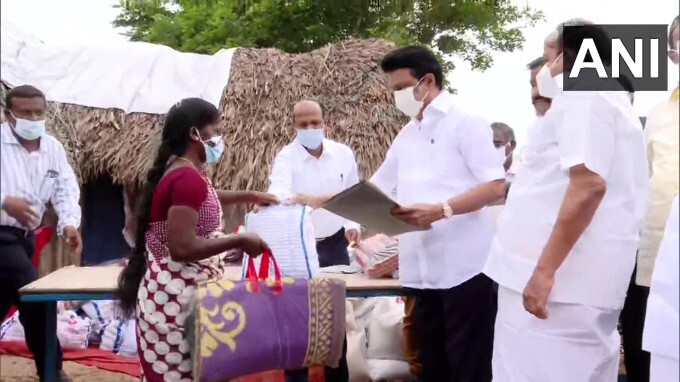 TN CM MK Stalin visits rain-affected areas of Cuddalore district - Oneindia