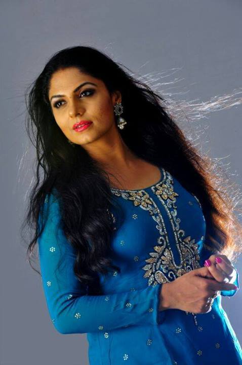 മകള്‍ ഉത്തരയുടെ മികച്ച വിജയം!! സന്തോഷം പങ്കുവച്ച് ആശ ശരത്ത്, കാണാം പുതിയ ഫോട്ടോകള്‍