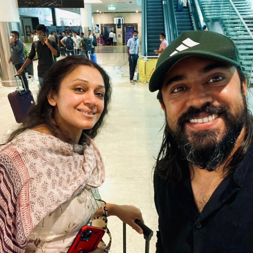 കൂടുതല്‍ കൂടുതല്‍ സുന്ദരിയാവുന്ന ശോഭന: വൈറലായി പുതിയ ചിത്രങ്ങള്‍