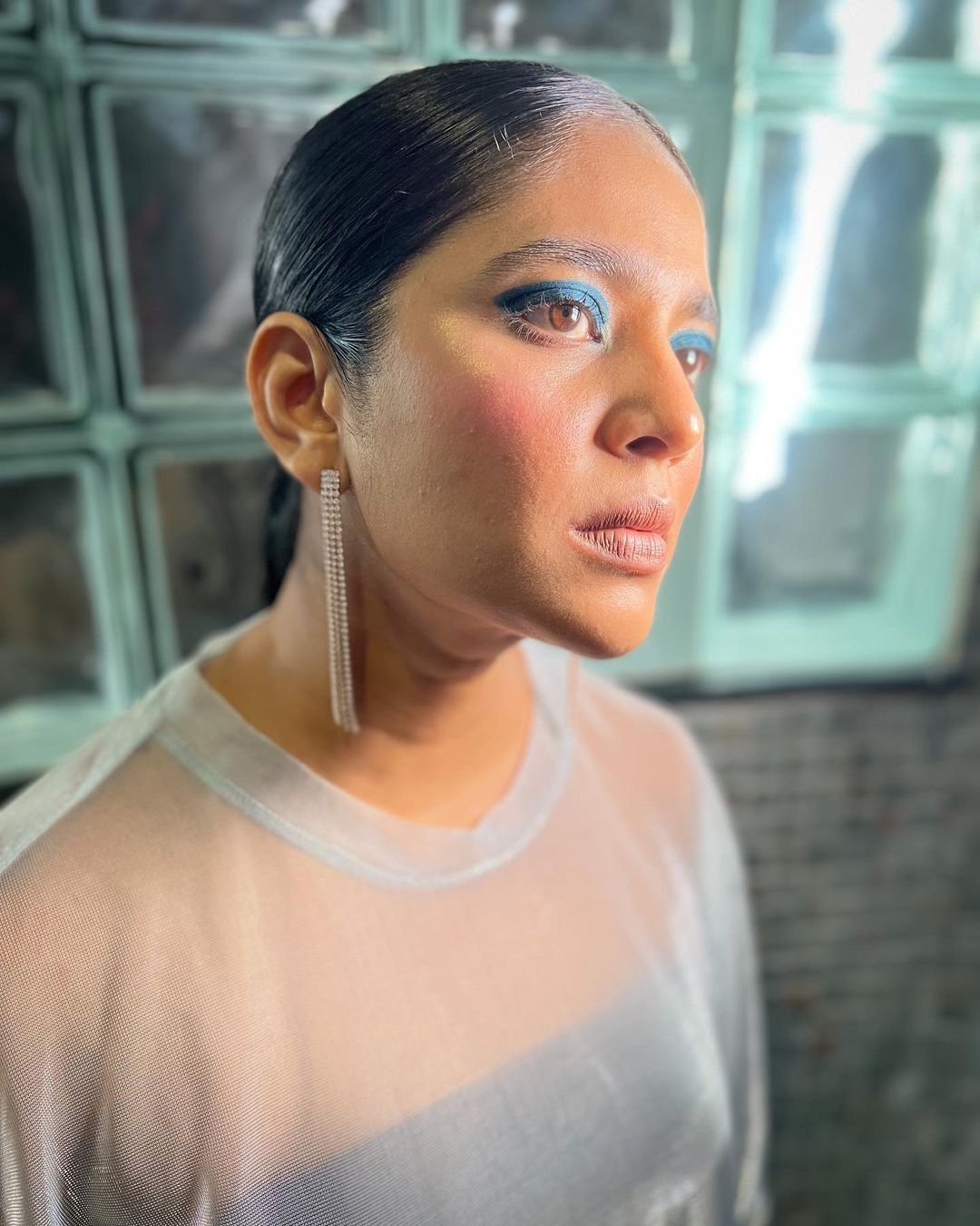 ഇത് ഹോട്ടും ക്യൂട്ടും ഒന്നുമല്ല: നടി ശ്രിദ്ധയുടെ വെറൈറ്റി ഫോട്ടോ ഷൂട്ട് വൈറല്‍