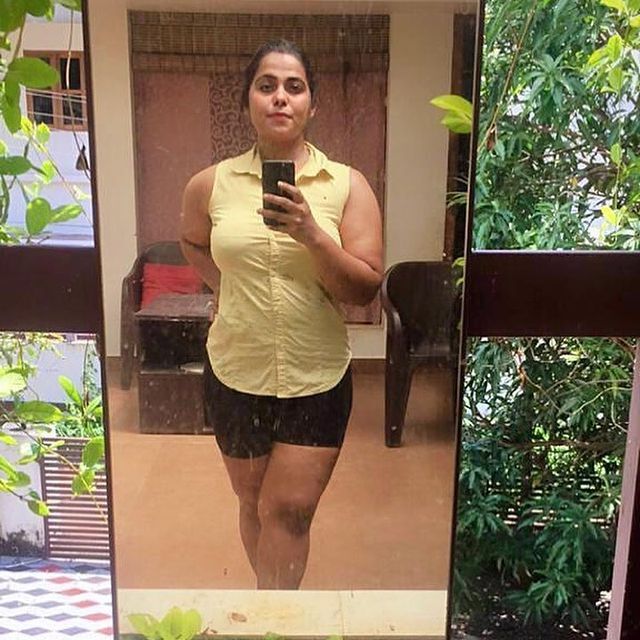 സ്വിം സ്യൂട്ടില്‍ ഞെട്ടിച്ച് ഫറ ഷിബ്‌ല; എന്റെ ശരീരത്തിന് വിലയിടാന്‍ വരരുത്... ചിത്രങ്ങള്‍