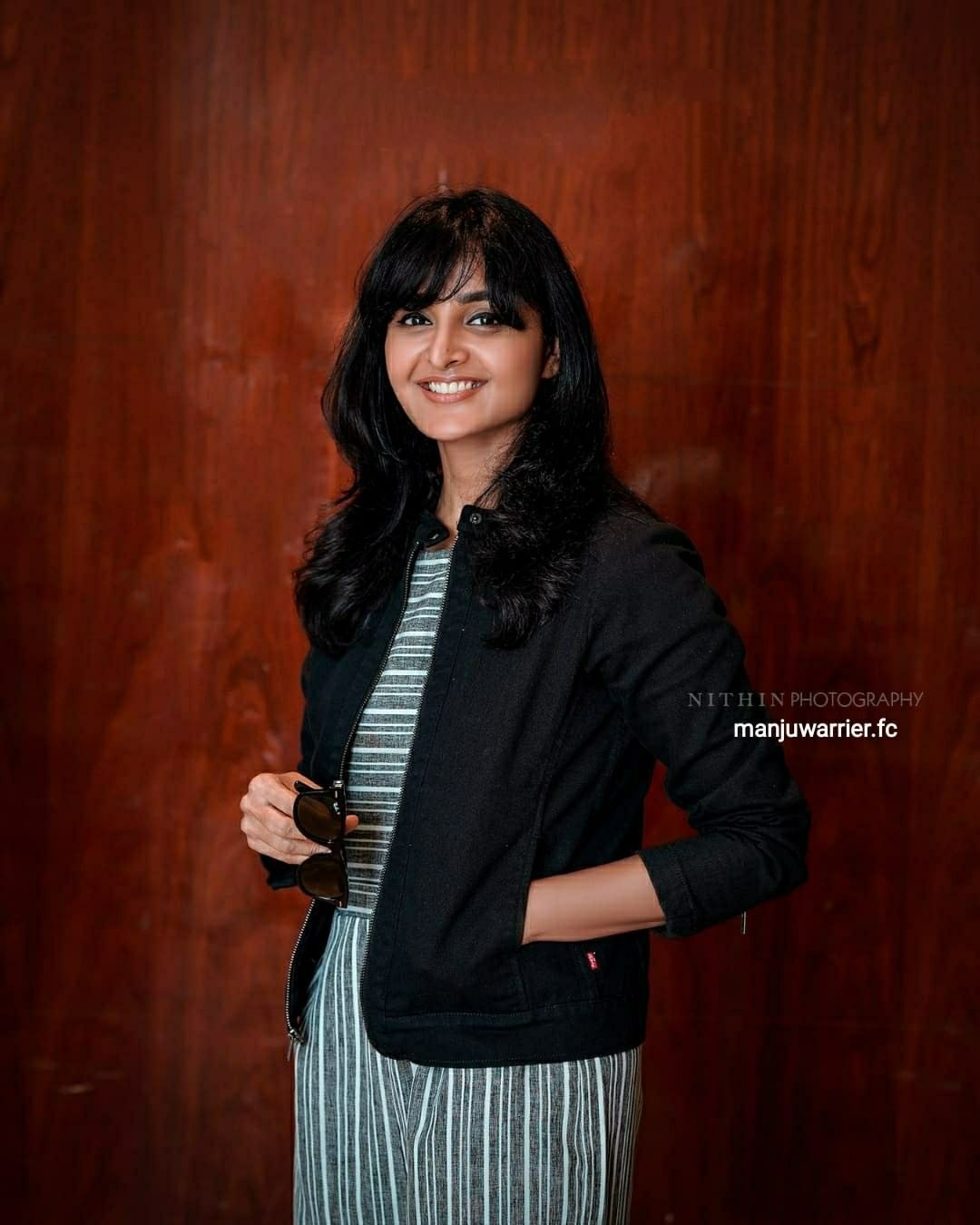 മഞ്ജു വാര്യർ ഇതെന്ത് ഉദ്ദേശിച്ചാണ്: തരംഗമായി പുതിയ ചിത്രവും