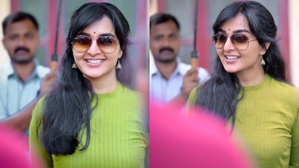 റെയിബാന്‍ ഗ്ലാസുവെച്ച് മഞ്ജുവേച്ചി: തരംഗമായി മഞ്ജുവാര്യരുടെ പുതിയ ചിത്രം