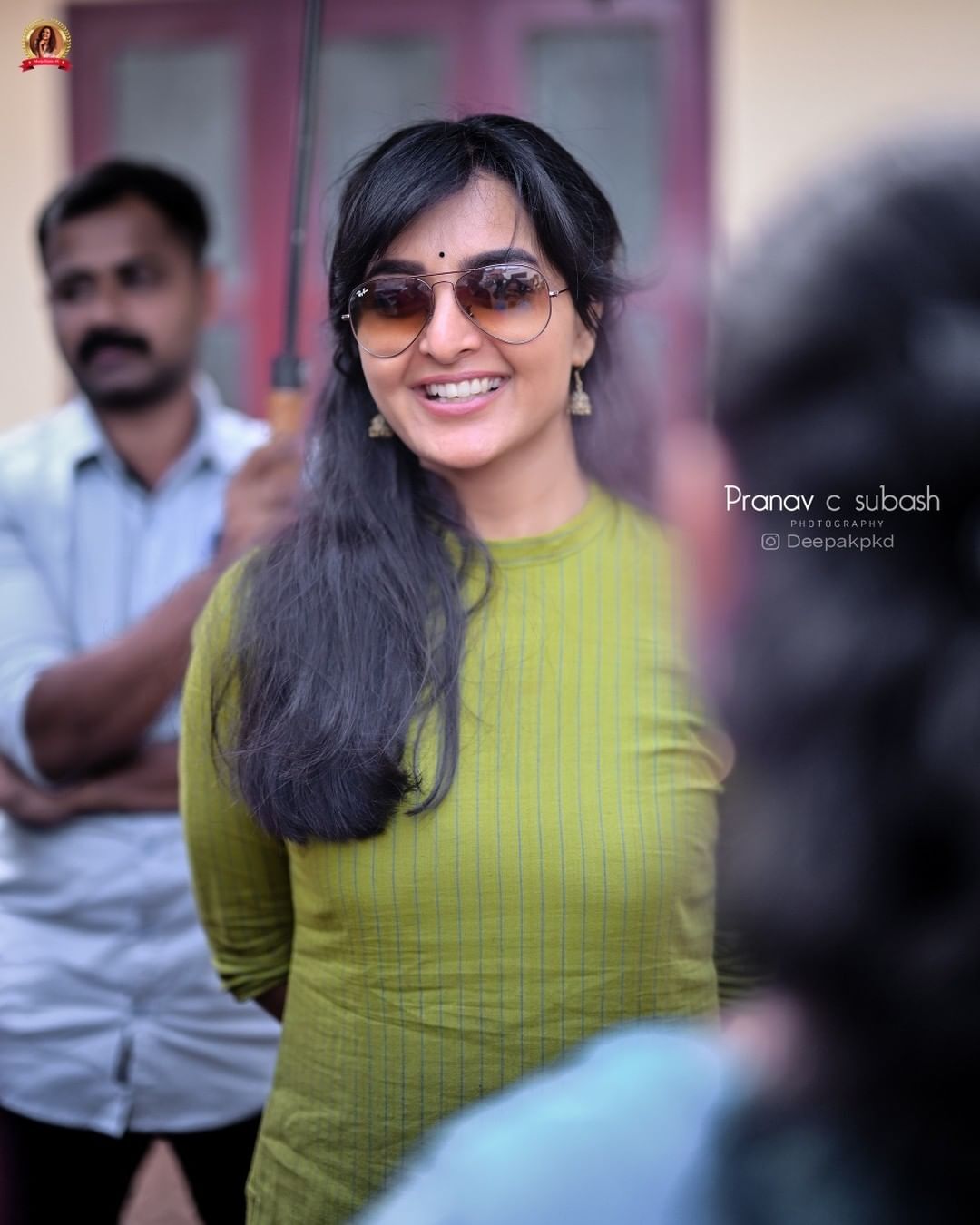 റെയിബാന്‍ ഗ്ലാസുവെച്ച് മഞ്ജുവേച്ചി: തരംഗമായി മഞ്ജുവാര്യരുടെ പുതിയ ചിത്രം