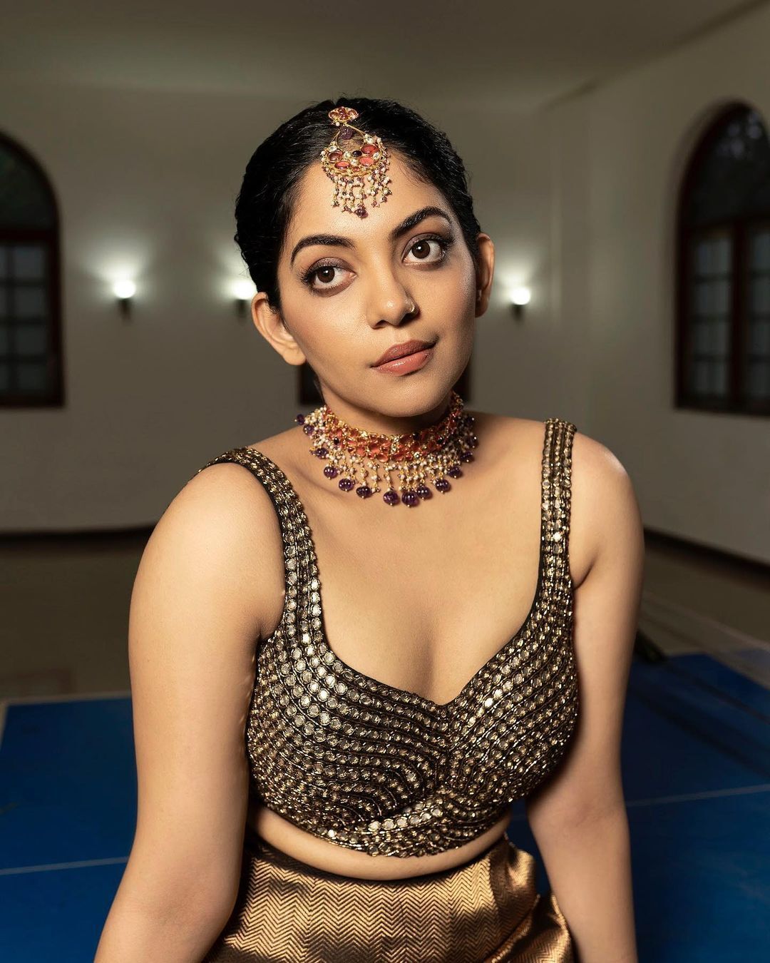 'മണി ഹീസ്റ്റ്' 5 എപ്പിസോഡും ഒറ്റയടിക്ക് കണ്ട ശേഷം ഞാൻ', അഹാനയുടെ പുതിയ ചിത്രങ്ങൾ വൈറൽ