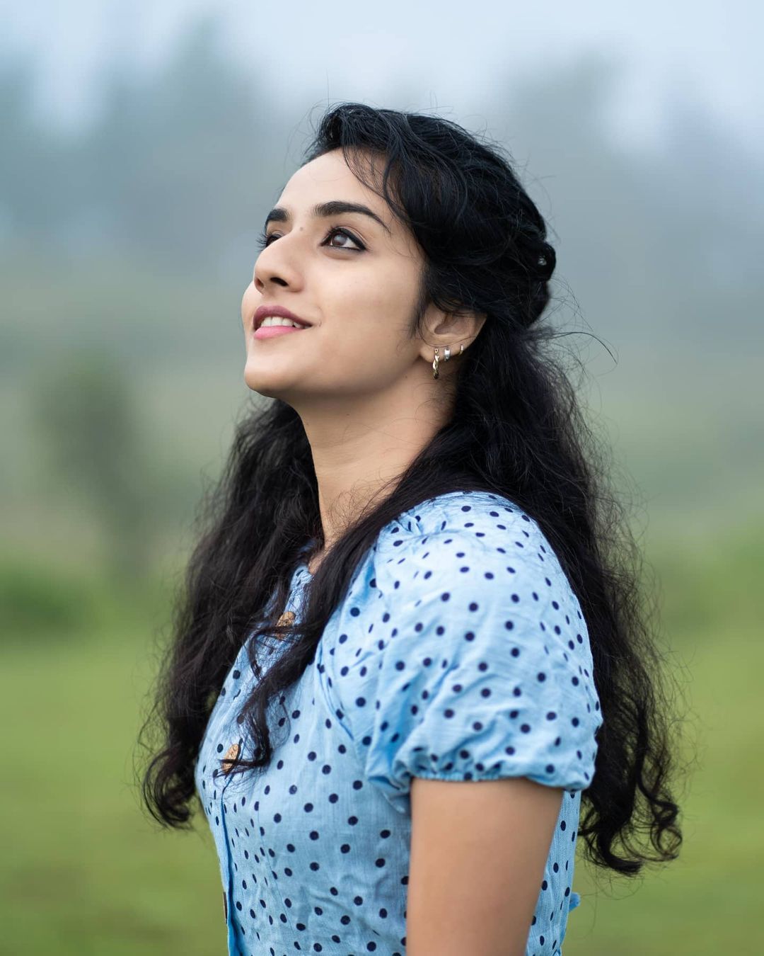 പുത്തന്‍ മേക്കോവറില്‍ ആന്‍ ശീതള്‍; സുന്ദരിയായിട്ടുണ്ടെന്ന് സോഷ്യല്‍ മീഡിയ