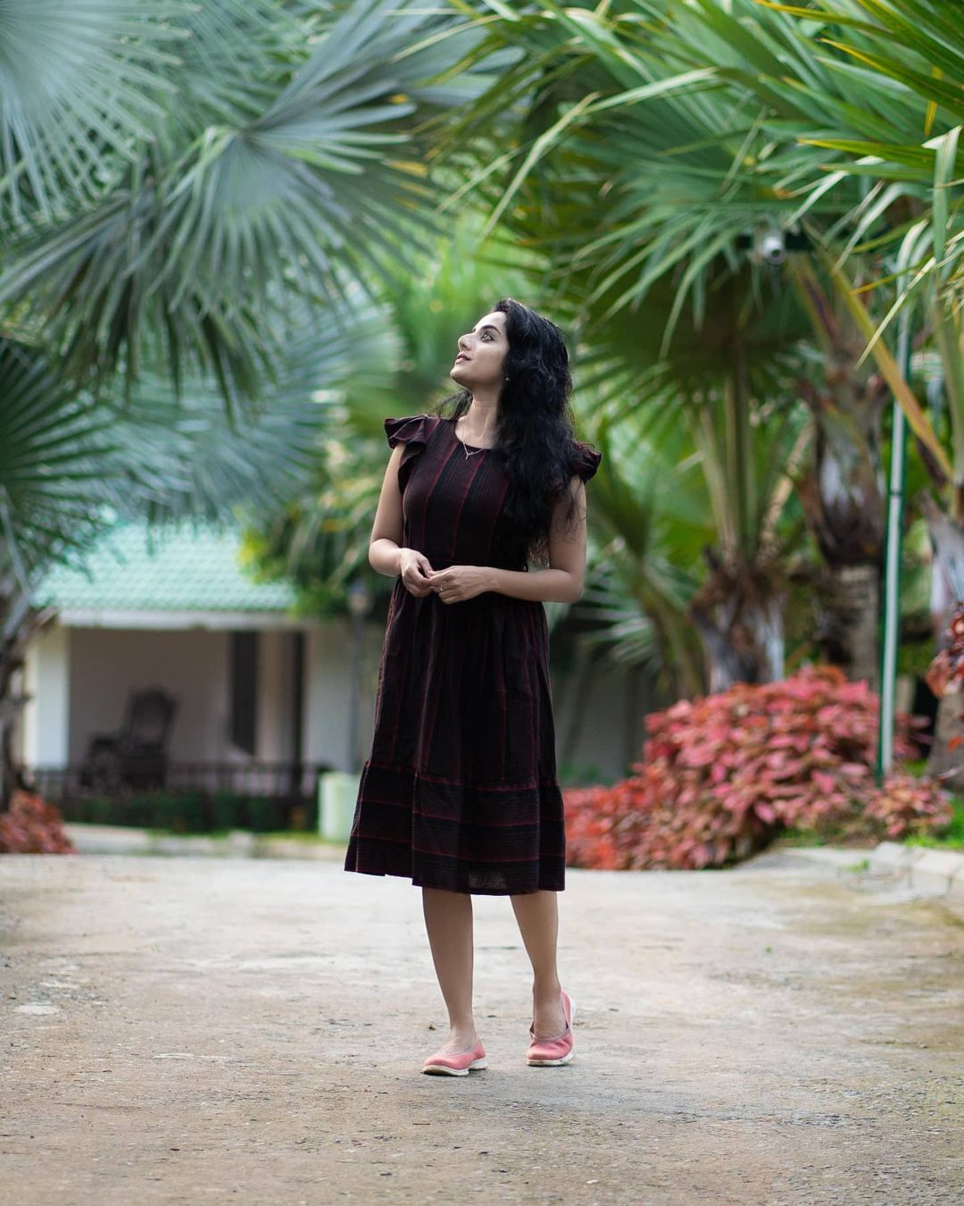 പുത്തന്‍ മേക്കോവറില്‍ ആന്‍ ശീതള്‍; സുന്ദരിയായിട്ടുണ്ടെന്ന് സോഷ്യല്‍ മീഡിയ