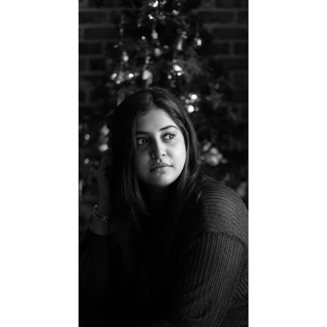 ക്രിസ്തുമസ് അടിച്ചുപൊളിച്ച് മഞ്ജിമ; പുതിയ ചിത്രങ്ങള്‍ ഏറ്റെടുത്ത് സോഷ്യല്‍ മീഡിയ