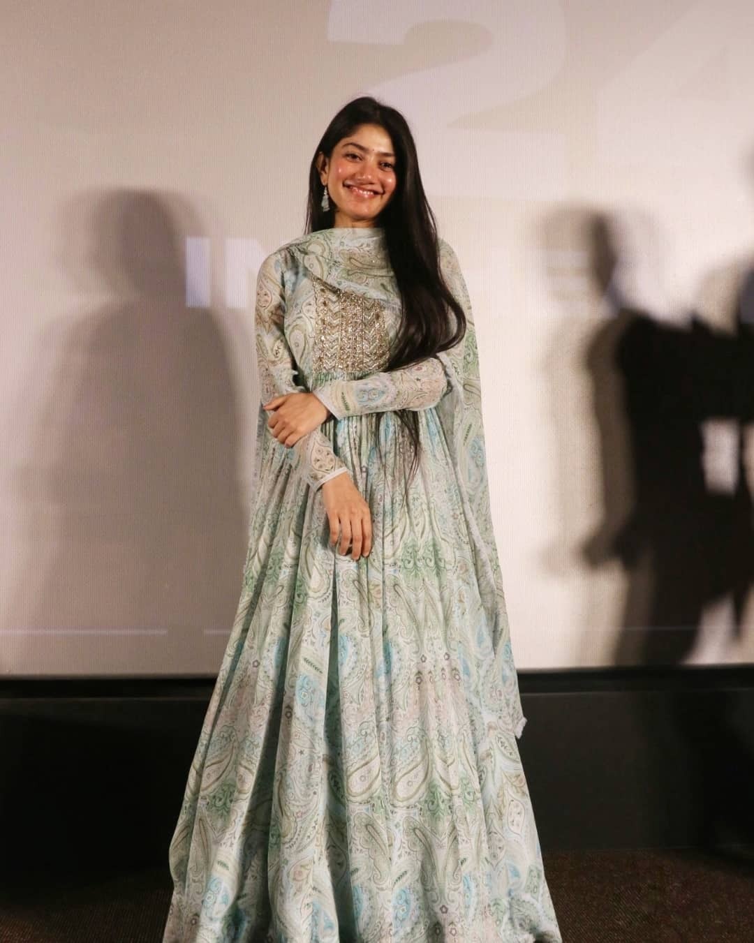 മലരെന്നാണോ പറഞ്ഞത്.... ക്യൂട്ട് ചിത്രങ്ങളുമായി സായ് പല്ലവി