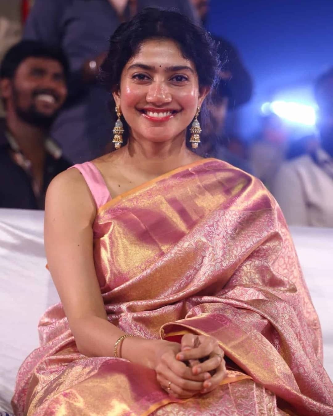 ചിത്രശലഭം പോൽ... സായ് പല്ലവിയുടെ ചിത്രങ്ങൾ വൈറൽ