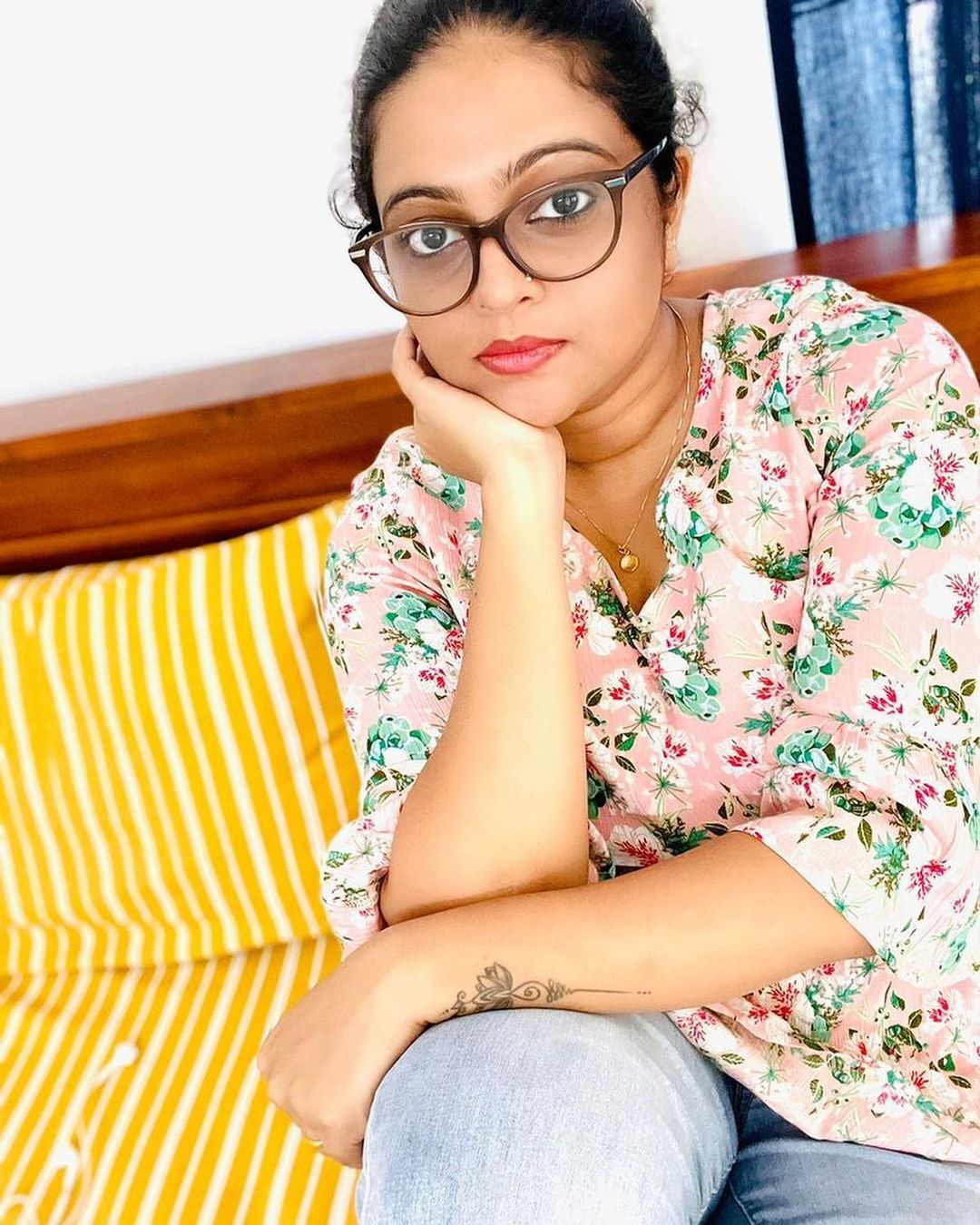 അശ്വതി ചേച്ചീ... ചക്കപ്പഴത്തില്‍ എന്നാണ് തിരിച്ചുവരുന്നത്; ചോദ്യവുമായി ആരാധകര്‍