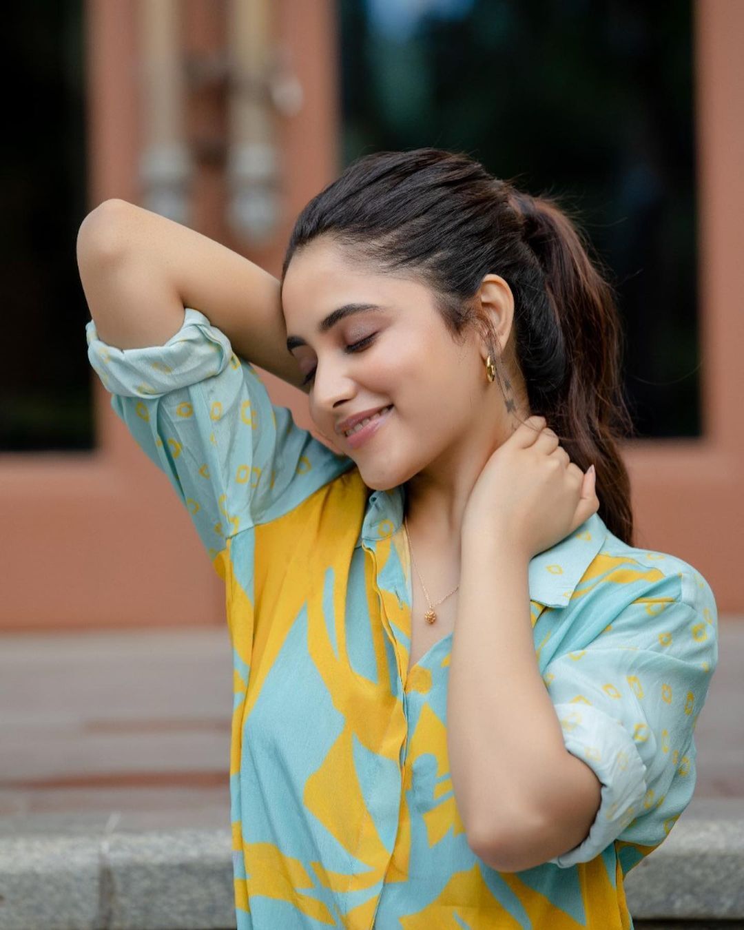 ക്യൂട്ട് ലുക്കില്‍ ആരാധകരെ ഞെട്ടിച്ച് പ്രിയങ്ക; വൈറല്‍ ഫോട്ടോഷൂട്ട് ഏറ്റെടുത്ത് സോഷ്യല്‍ മീഡിയ