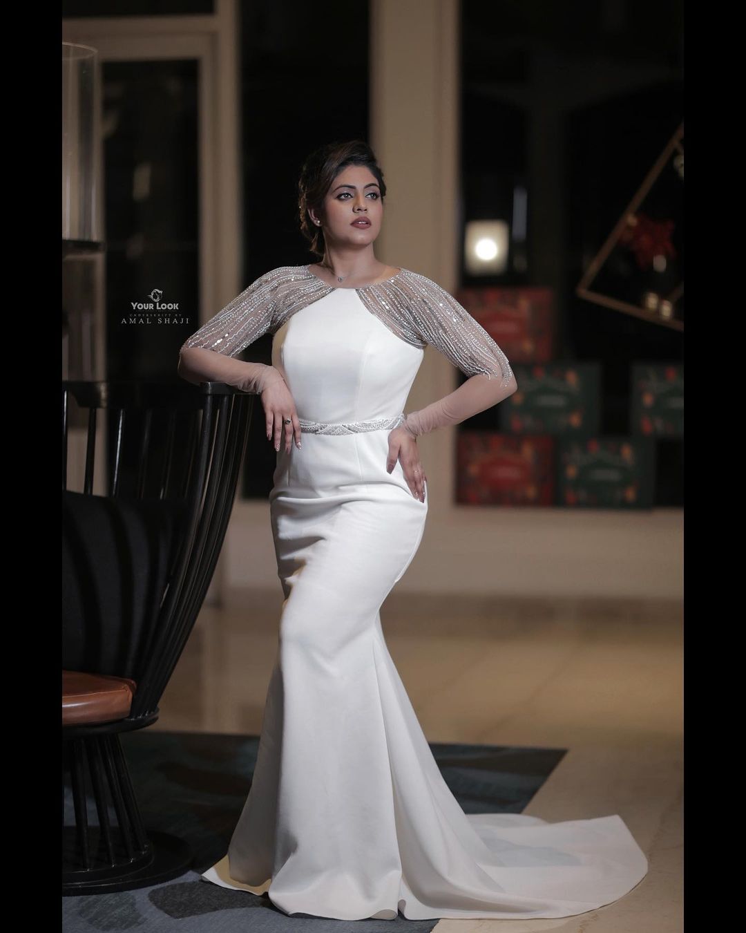 വെള്ള ഗൗണില്‍ ഗ്ലാമറസായി എത്തിയ ഇനിയ; പുത്തന്‍ ചിത്രങ്ങള്‍ ഇതാ