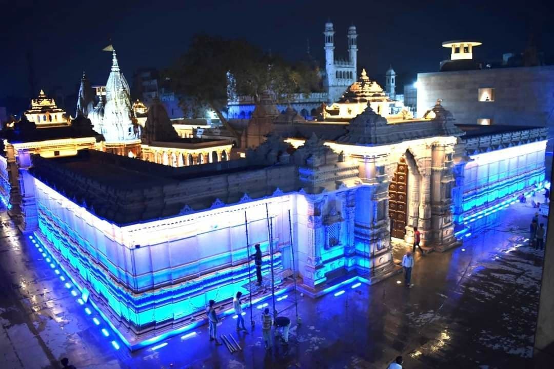 Kashi Vishwanath corridor: बाबा विश्‍वनाथ भगवान मंदिर का हुआ कायाकल्‍प, तस्‍वीरों में देखें भव्‍य और अलौकिक स्‍वरूप 