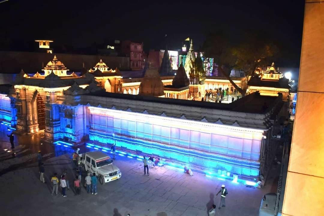 Kashi Vishwanath corridor: बाबा विश्‍वनाथ भगवान मंदिर का हुआ कायाकल्‍प, तस्‍वीरों में देखें भव्‍य और अलौकिक स्‍वरूप 