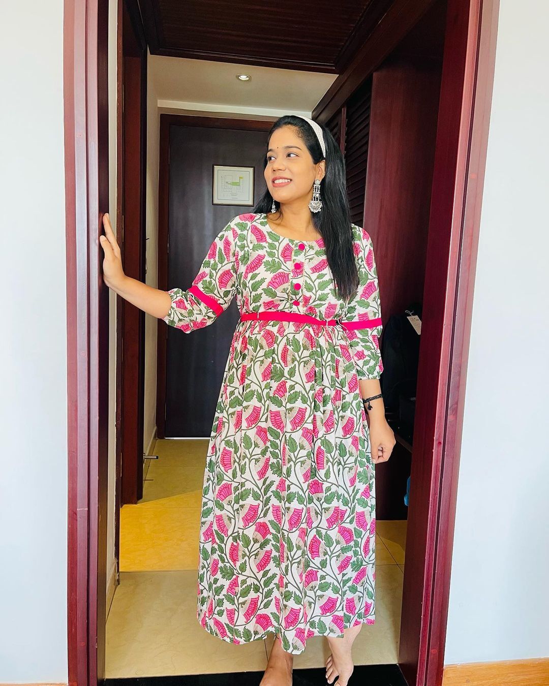 മെറ്റേര്‍ണറ്റി വസ്ത്രങ്ങളില്‍ തിളങ്ങി അതിര മാധവ്; പുതിയ ചിത്രങ്ങള്‍ ഏറ്റെടുത്ത് ആരാധകര്‍