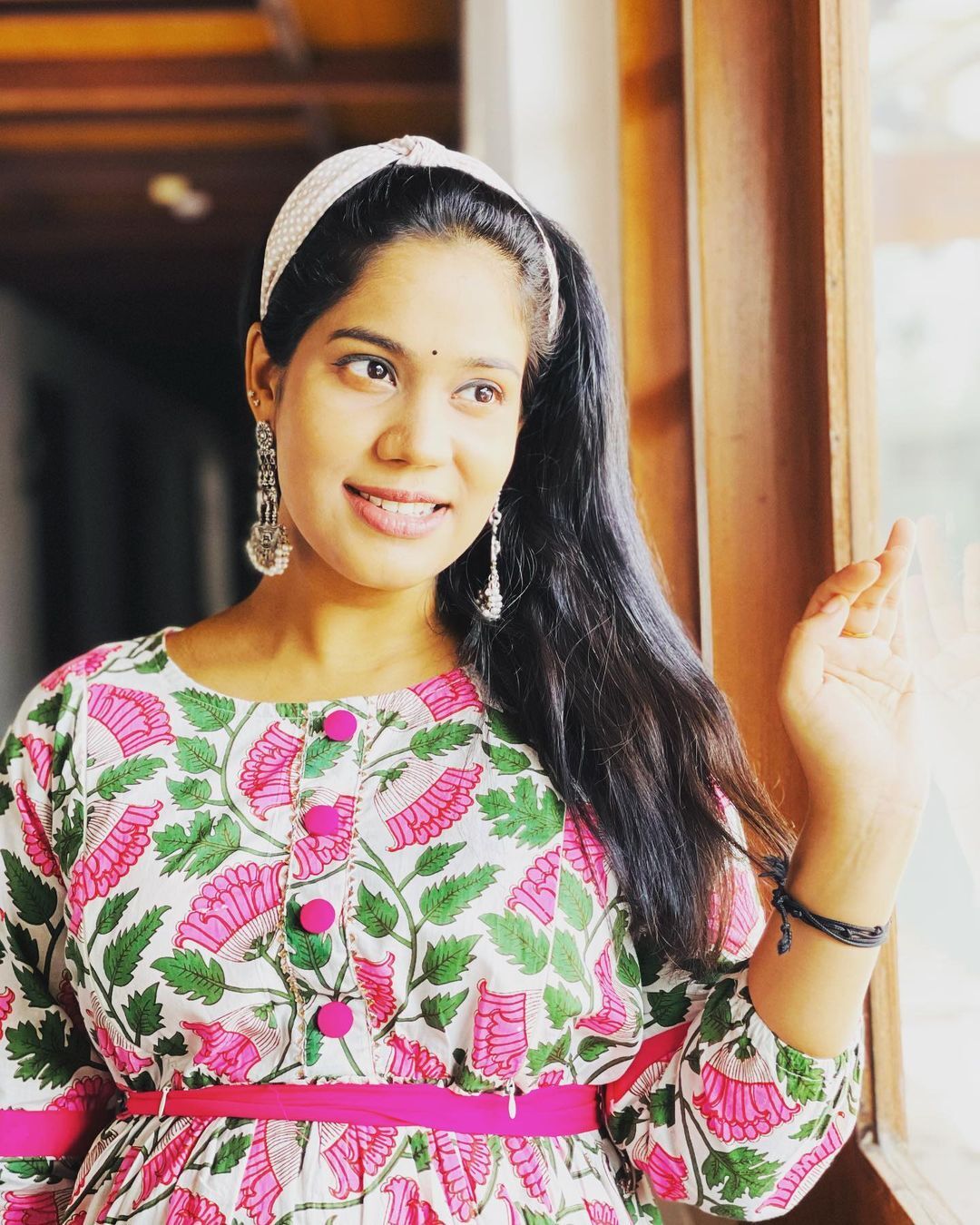 മെറ്റേര്‍ണറ്റി വസ്ത്രങ്ങളില്‍ തിളങ്ങി അതിര മാധവ്; പുതിയ ചിത്രങ്ങള്‍ ഏറ്റെടുത്ത് ആരാധകര്‍