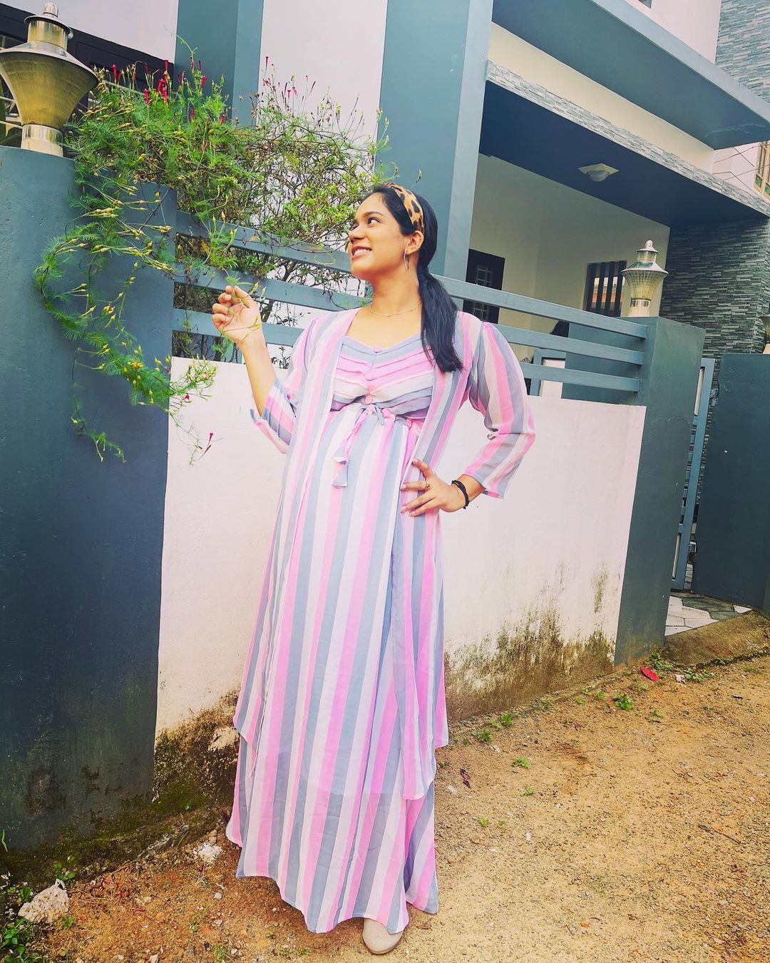 മെറ്റേര്‍ണറ്റി വസ്ത്രങ്ങളില്‍ തിളങ്ങി അതിര മാധവ്; പുതിയ ചിത്രങ്ങള്‍ ഏറ്റെടുത്ത് ആരാധകര്‍