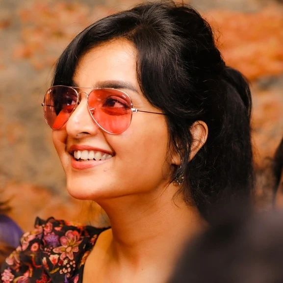 പ്രായം അന്നന്ന് കുറയുകയാണോ; മഞ്ജുവിന്റെ പുതിയ ഫോട്ടോഷൂട്ട് സോഷ്യല്‍ മീഡിയയില്‍ ട്രെന്‍ഡിംഗ്