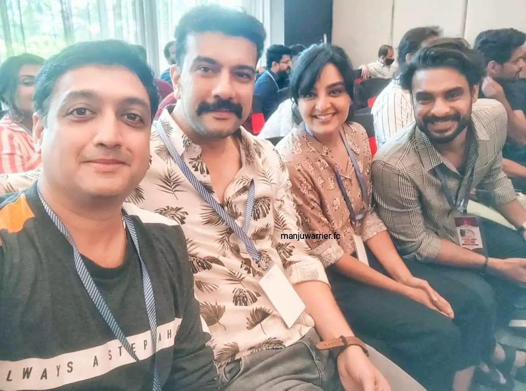 വർഷങ്ങൾക്ക് ശേഷം അമ്മ യോഗത്തിനെത്തി മഞ്ജു വാര്യർ, സൂപ്പർ കൂൾ ലുക്ക്, ചിത്രങ്ങൾ കാണാം