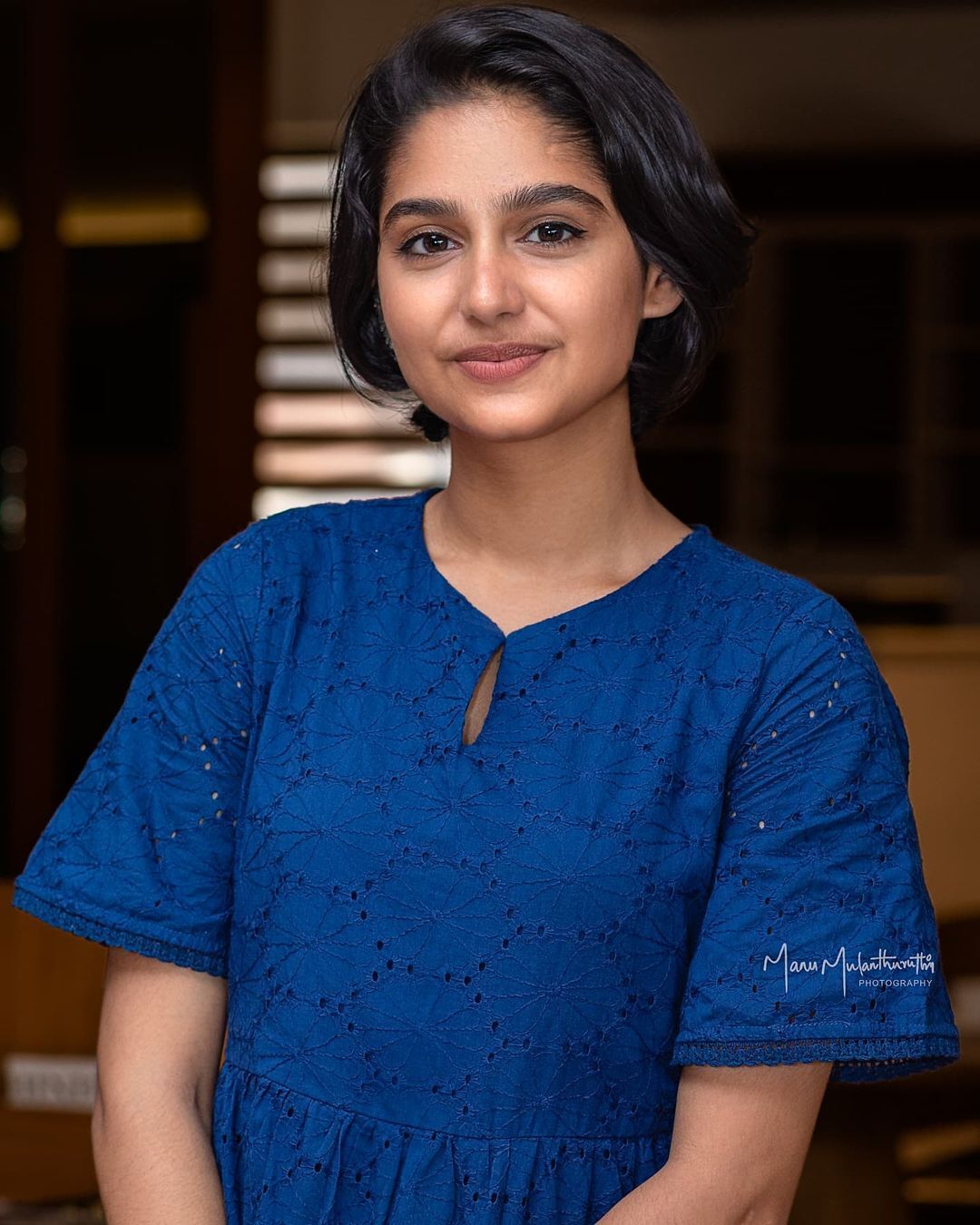 മുടി മുറിച്ച് വ്യത്യസ്ത ലുക്കില്‍ അനശ്വര; പുതിയ ലുക്കിന് പിന്നിലുള്ള രഹസ്യം എന്താണെന്ന് ആരാധകര്‍