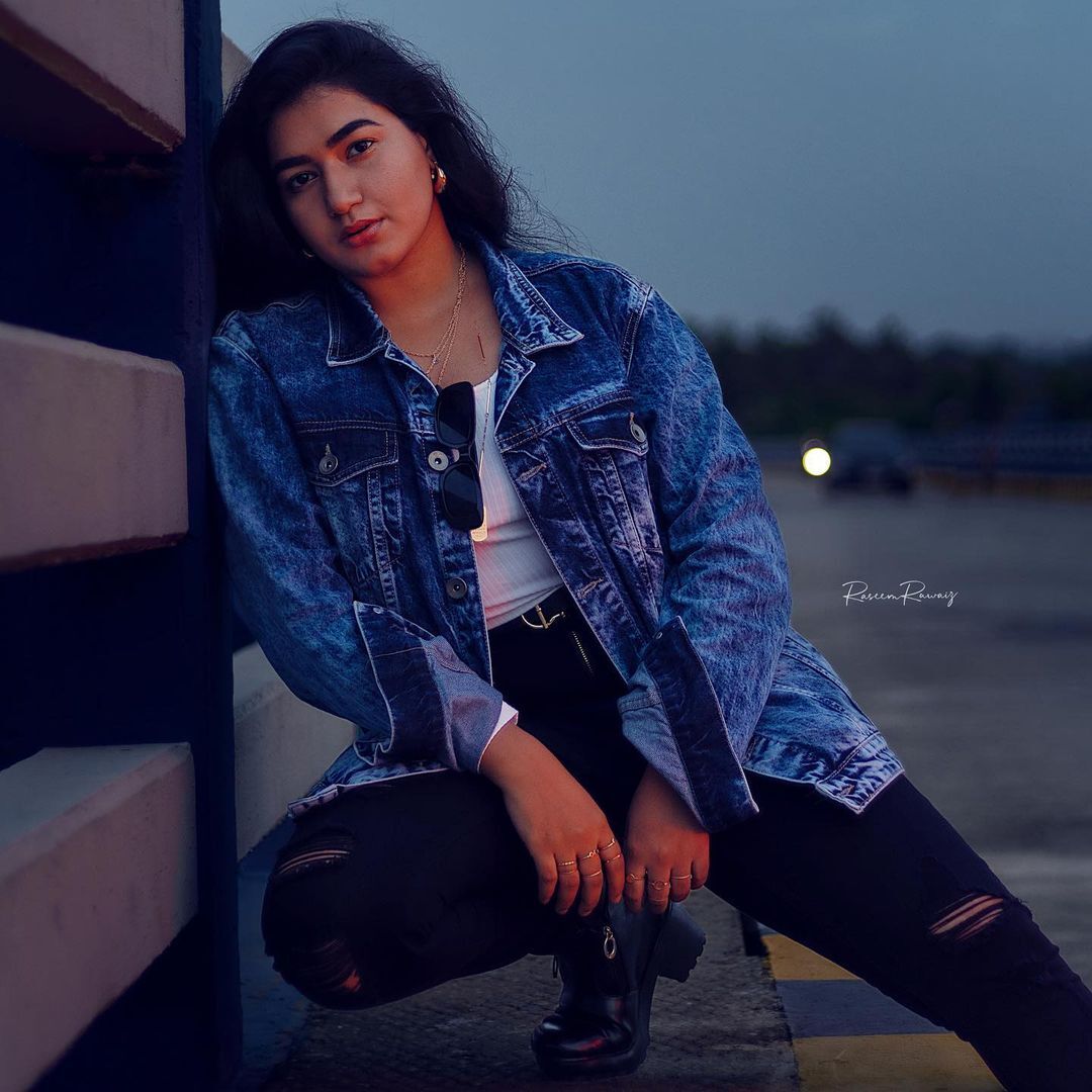 ഷോട്ട് ഹെയര്‍ ലുക്കില്‍ ഗ്രേസ് ആന്റണി; പുതിയ മേക്കോവര്‍ പൊളിച്ചെന്ന് ആരാധകര്‍