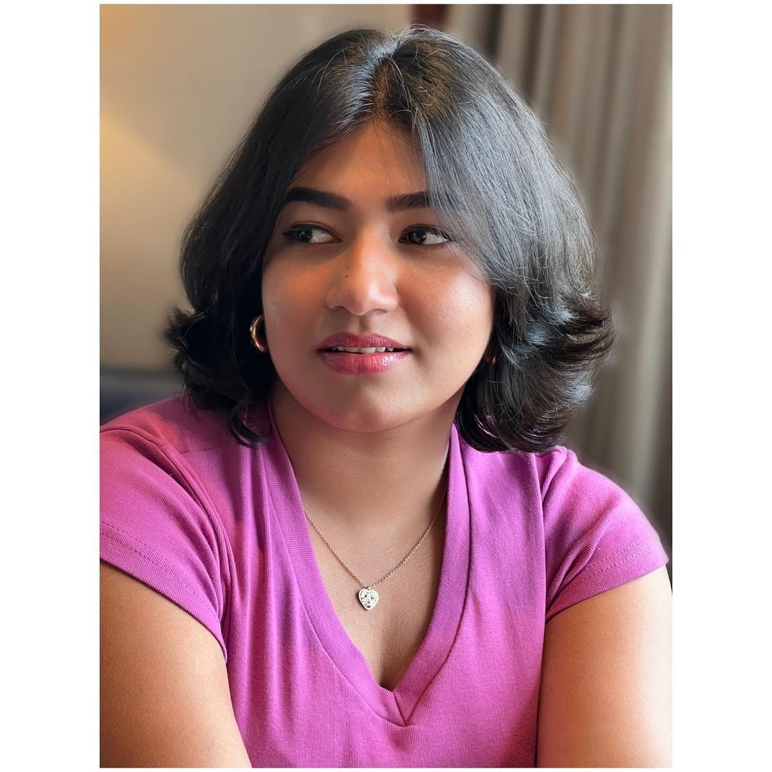 ഷോട്ട് ഹെയര്‍ ലുക്കില്‍ ഗ്രേസ് ആന്റണി; പുതിയ മേക്കോവര്‍ പൊളിച്ചെന്ന് ആരാധകര്‍