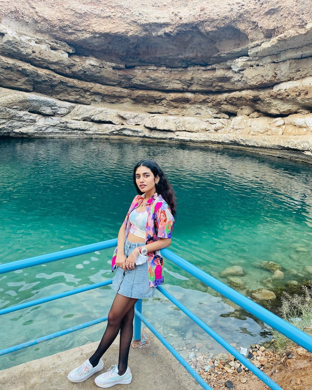 ബോളിവുഡ് താരങ്ങള്‍ തലതാഴ്ത്തും, ഈ മേക്കോവറിന് മുന്നില്‍; പ്രിയാ.. പുതിയ ലുക്ക് പൊളിച്ചെന്ന് ആരാധകര്‍