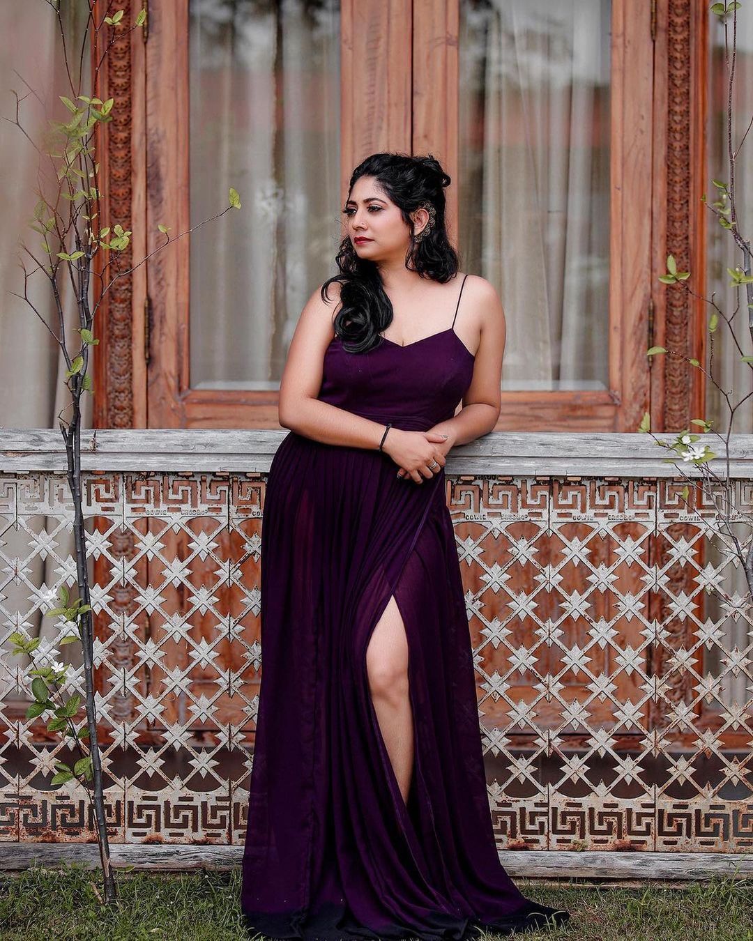 ഹോട്ട് ലുക്കില്‍ ഞെട്ടിക്കുന്ന ഫോട്ടോഷൂട്ടുമായി അഭയ ഹിരണ്‍മയി; പൊളി ഫോട്ടോഷൂട്ടെന്ന് സോഷ്യല്‍ മീഡിയ