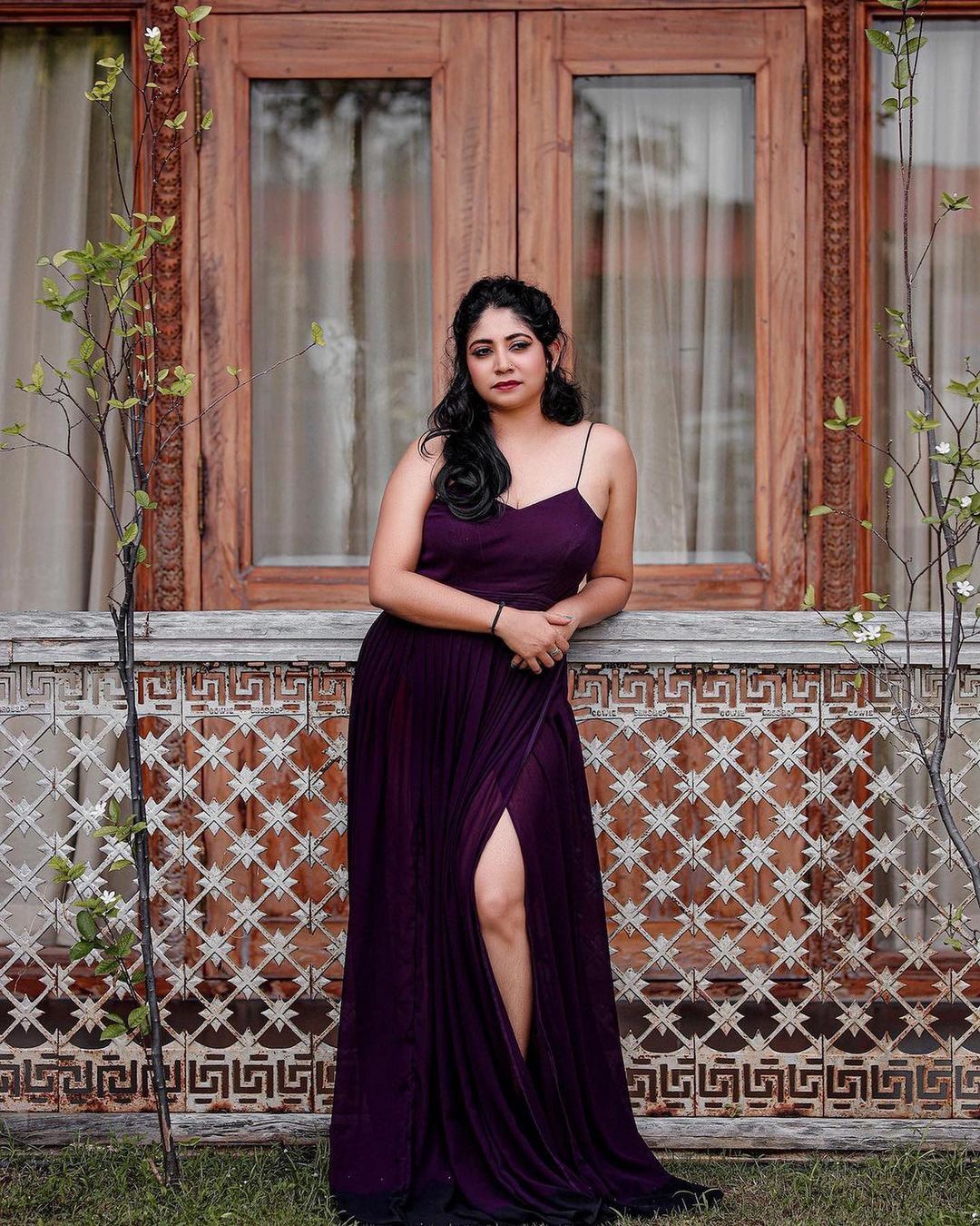 ഹോട്ട് ലുക്കില്‍ ഞെട്ടിക്കുന്ന ഫോട്ടോഷൂട്ടുമായി അഭയ ഹിരണ്‍മയി; പൊളി ഫോട്ടോഷൂട്ടെന്ന് സോഷ്യല്‍ മീഡിയ