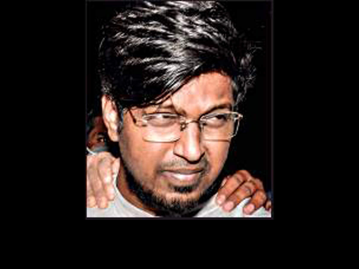 மாவுக்கட்டுக்கு ரெடி ஆகும் PUBG மதன்...! திடீரென மருத்துவமனையில் அனுமதிக்கப்பட்டுள்ளதால் பரபரப்பு!