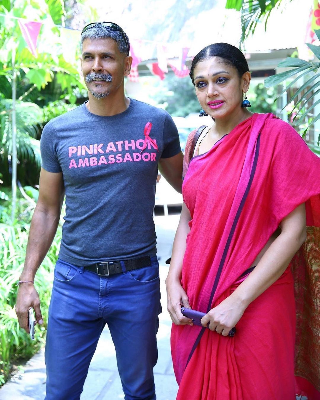 എന്തിന് വേറൊരു സൂര്യോദയം.. മമ്മൂട്ടിയെ കാണാനെത്തി ശോഭന, സെൽഫി വൈറൽ