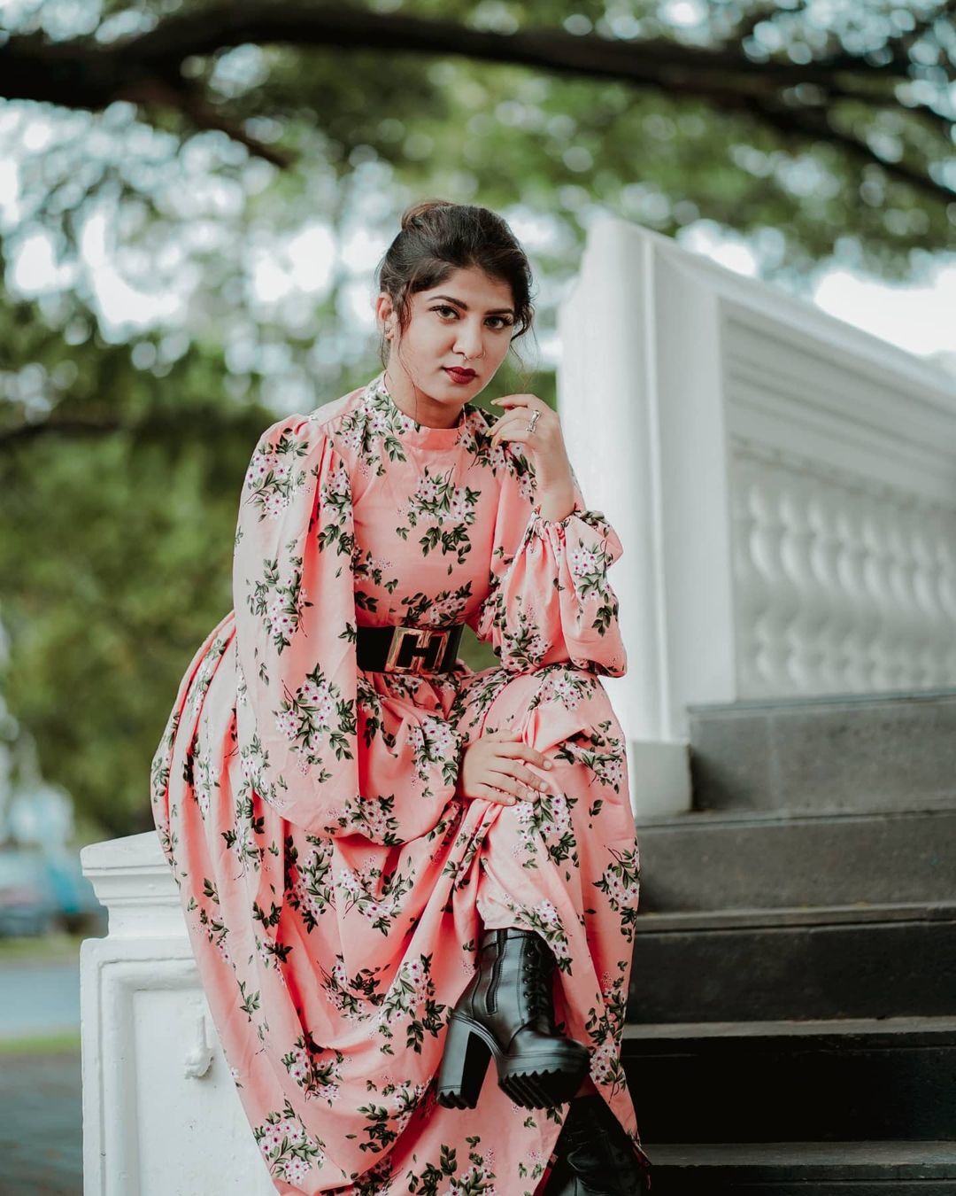 നുണക്കുഴിയില്‍ വിരല്‍ വെച്ച് അശ്വതി, കാണാന്‍ തന്നെ എന്തൊരഴക്, വൈറലായി ചിത്രങ്ങള്‍