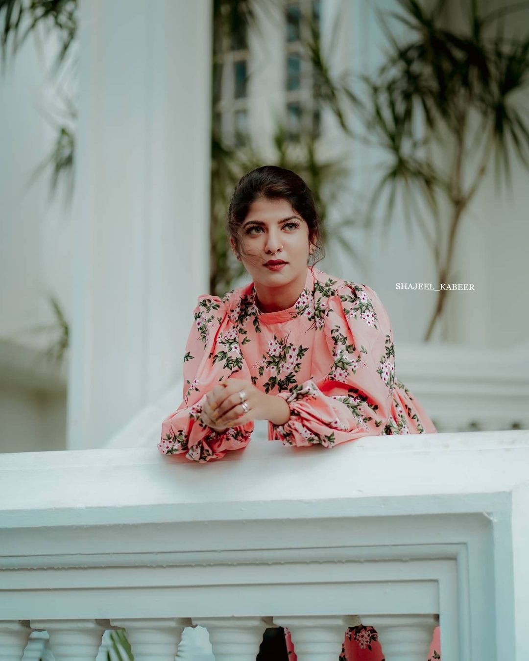 നുണക്കുഴിയില്‍ വിരല്‍ വെച്ച് അശ്വതി, കാണാന്‍ തന്നെ എന്തൊരഴക്, വൈറലായി ചിത്രങ്ങള്‍