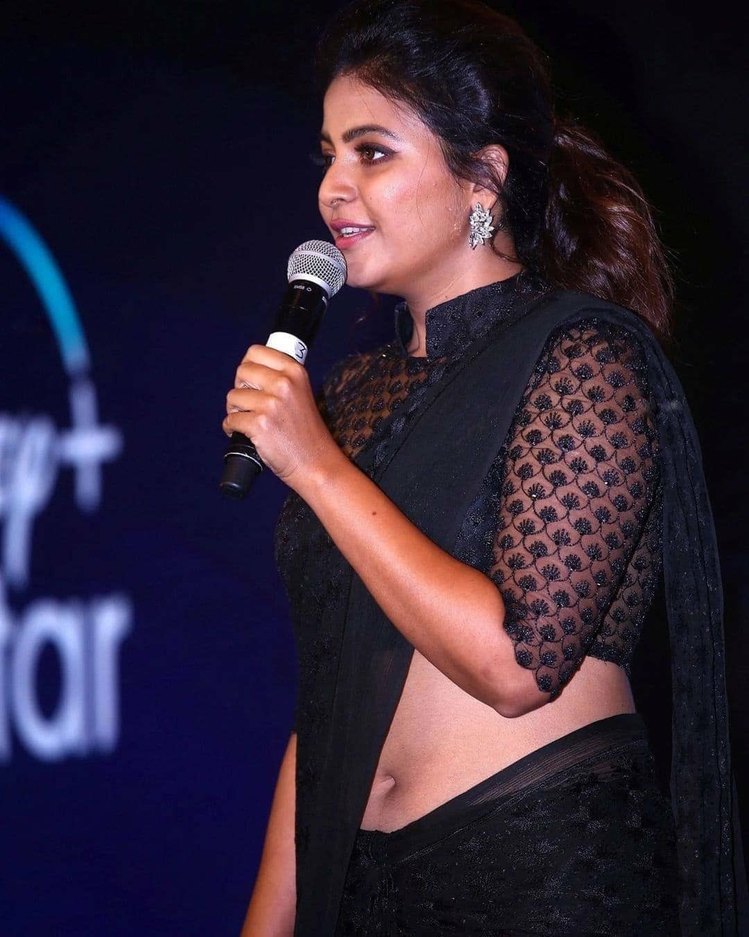 ఝాన్సీ వెబ్ సిరీస్: అంజలిని ఇంత హాట్‌గా ఎప్పుడూ చూసుండరు (ఫొటోలు)