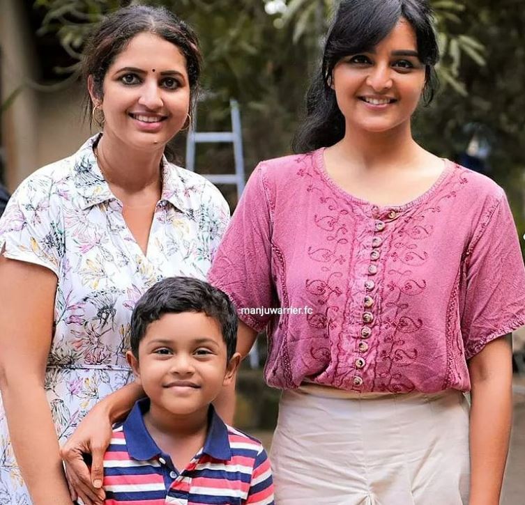 മലയാളത്തിന്റെ 'ബിഗ് എം' ല്‍ മഞ്ജു വാര്യറുമോ: താരങ്ങള്‍ക്കും ആരാധകർക്കുമൊപ്പം പ്രിയ നടി