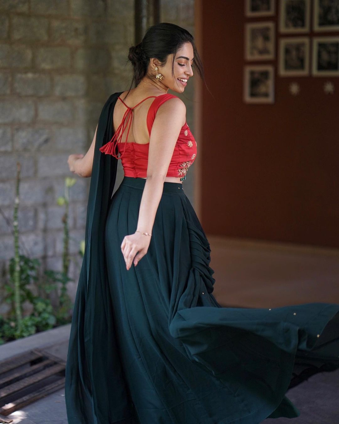 നീ ഒക്കെ ജിമ്മിൽ പോയിട്ട് എന്ത് കാണിക്കാനാ: പരിഹസിക്കുന്നവർക്ക് ചുട്ട മറുപടിയുമായി അമേയ മാത്യു