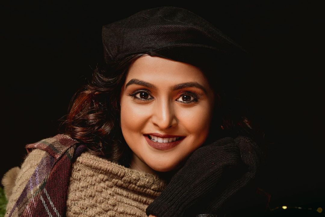 വെറൈറ്റി ലുക്കില്‍ രമ്യ നമ്പീശന്‍: ചിത്രങ്ങള്‍ ഏറ്റെടുത്ത് ആരാധകർ