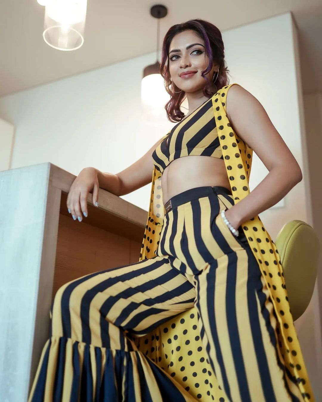  ഞെട്ടിച്ച് അമല പോൾ.. നടിയുടെ കിടിലൻ ഫോട്ടോഷൂട്ട് വീണ്ടും വൈറൽ 