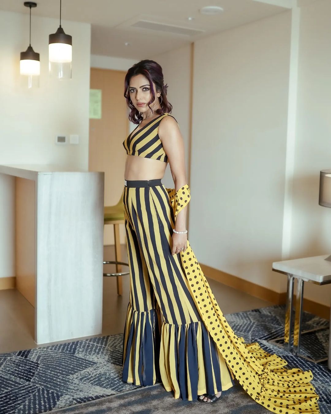  ഞെട്ടിച്ച് അമല പോൾ.. നടിയുടെ കിടിലൻ ഫോട്ടോഷൂട്ട് വീണ്ടും വൈറൽ 