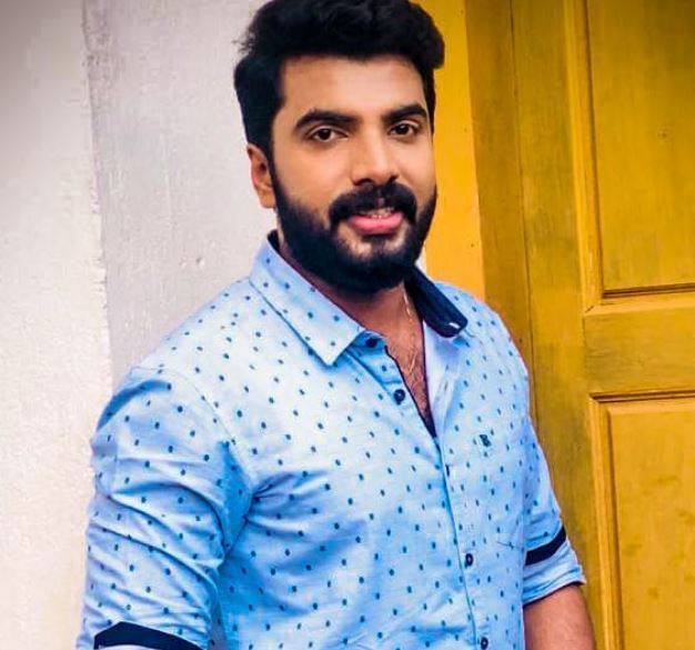 ഇന് പത്ത് നാള്‍ മാത്രം: അനൂപ് കൃഷ്ണന്‍ ഇഷയ്ക്ക് സ്വന്തമാവും, വൈറലായി പുതിയ ചിത്രങ്ങള്‍