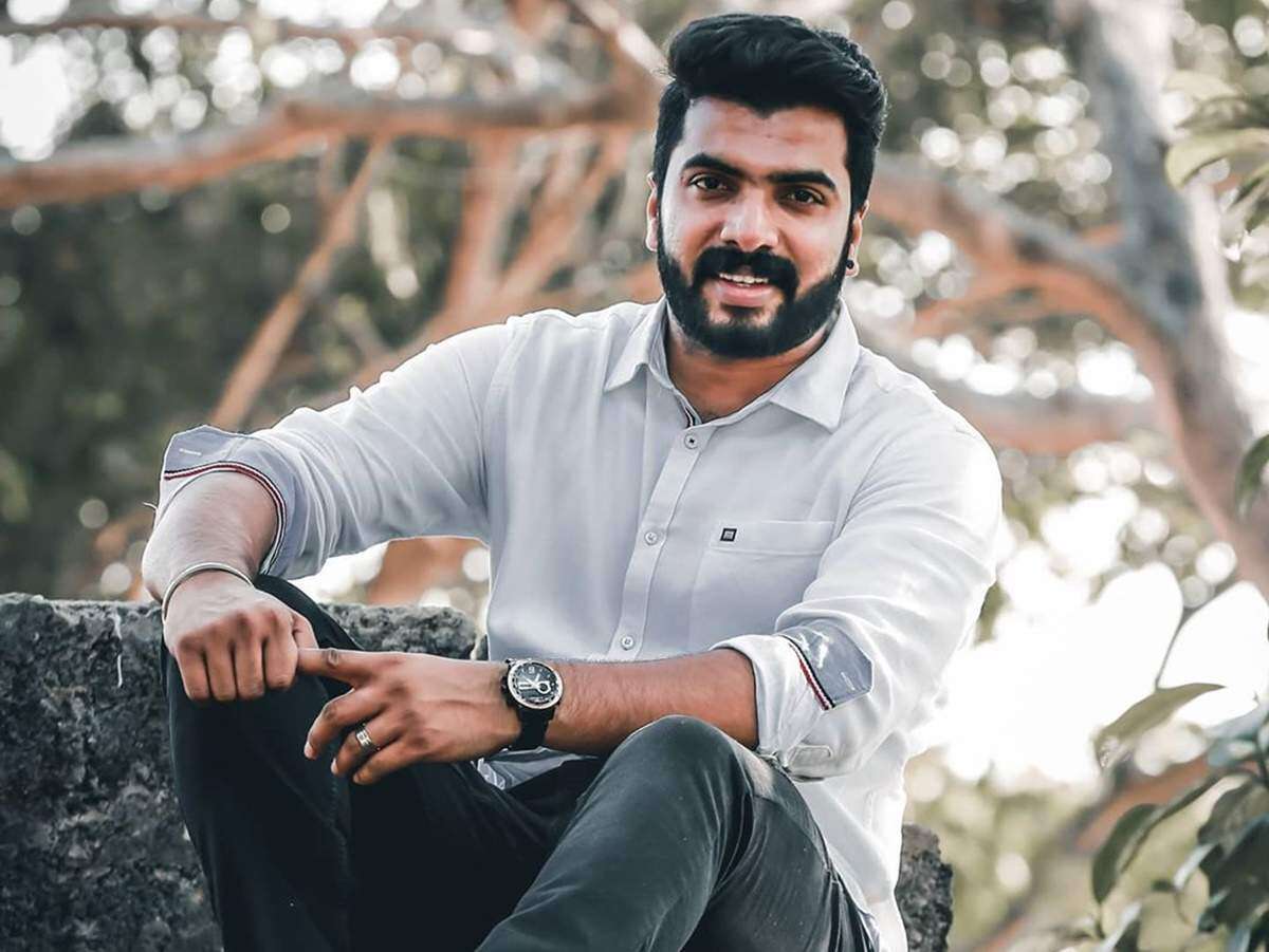 ഇന് പത്ത് നാള്‍ മാത്രം: അനൂപ് കൃഷ്ണന്‍ ഇഷയ്ക്ക് സ്വന്തമാവും, വൈറലായി പുതിയ ചിത്രങ്ങള്‍