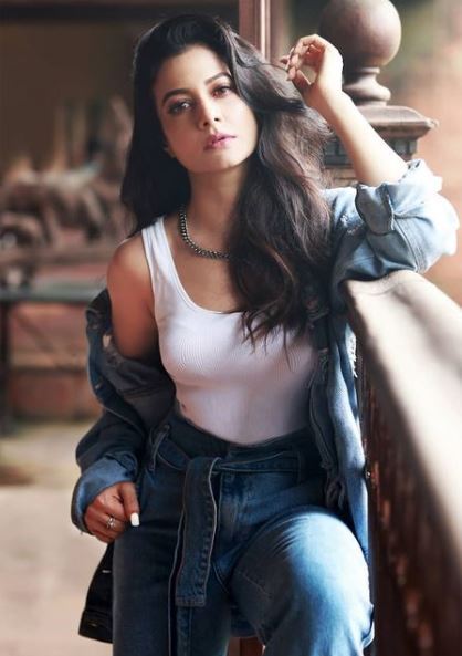 হটলুকে কোয়েল মল্লিক, পুরনো আবরণ ছেড়ে অভিনেত্রীর নতুন অবতারে কুপোকাৎ নেট দুনিয়া