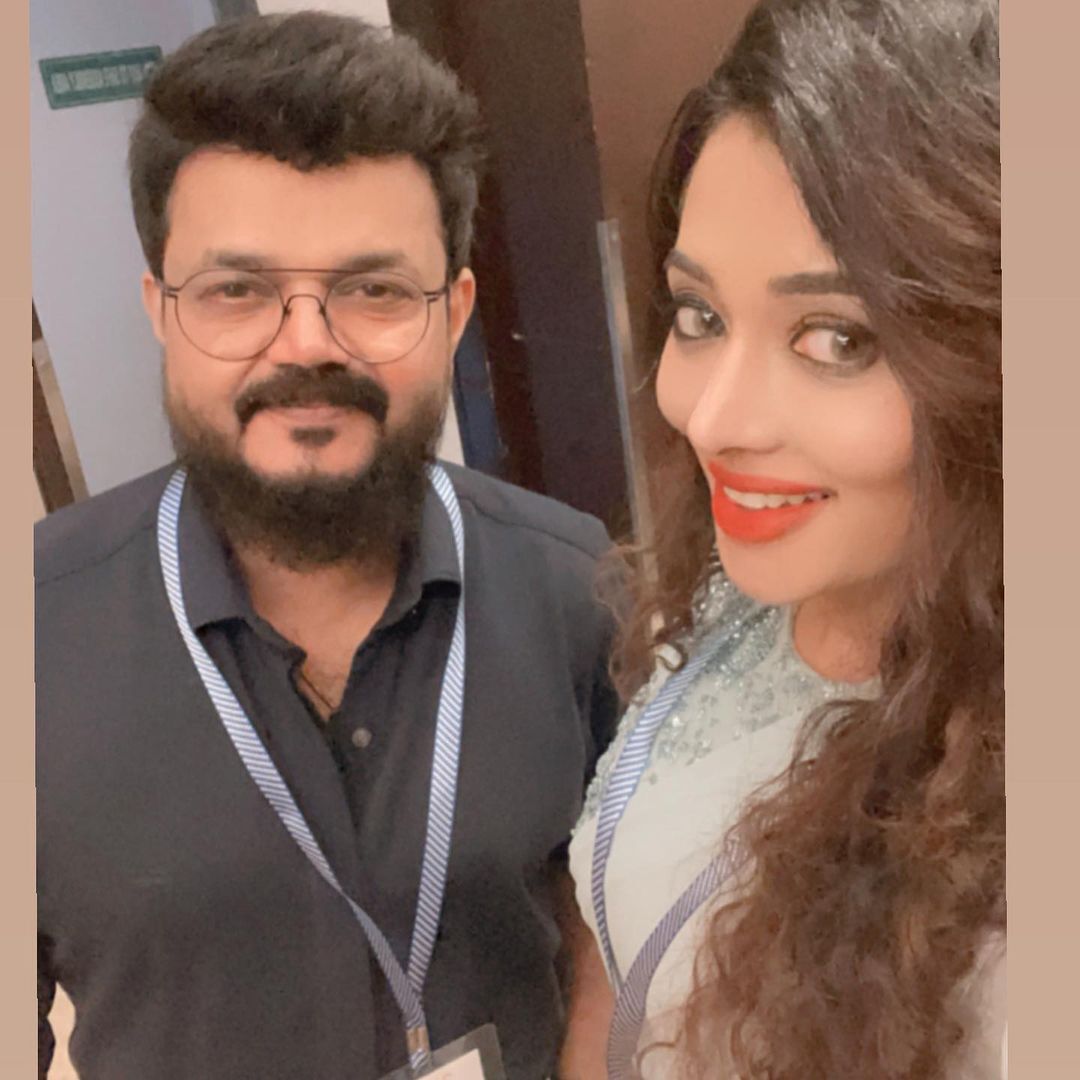 രമ്യയെ ചേർത്ത് നിർത്തി മഞ്ജു വാര്യർ മുതല്‍ ആന്റണി പെരുമ്പാവൂർ വരെ: വൈറല്‍ ചിത്രങ്ങള്‍