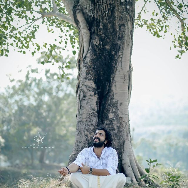 നടന്‍ അനൂപ് കൃഷ്ണന്‍ വിവാഹിതനായി; താലികെട്ട് ഗുരുവായൂരില്‍... ചിത്രങ്ങള്‍ കാണാം