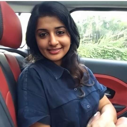 ഫ്രോക്കിൽ ഗ്ലാമർ നൃത്തം, ഇൻസ്റ്റഗ്രാമിൽ വരവറിയിച്ച് മീരാ ജാസ്മിൻ, ചിത്രങ്ങൾ 