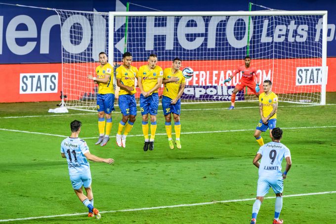 News in Photos (9 January 2022) | Photos of Top News Today - Oneindia Gallery